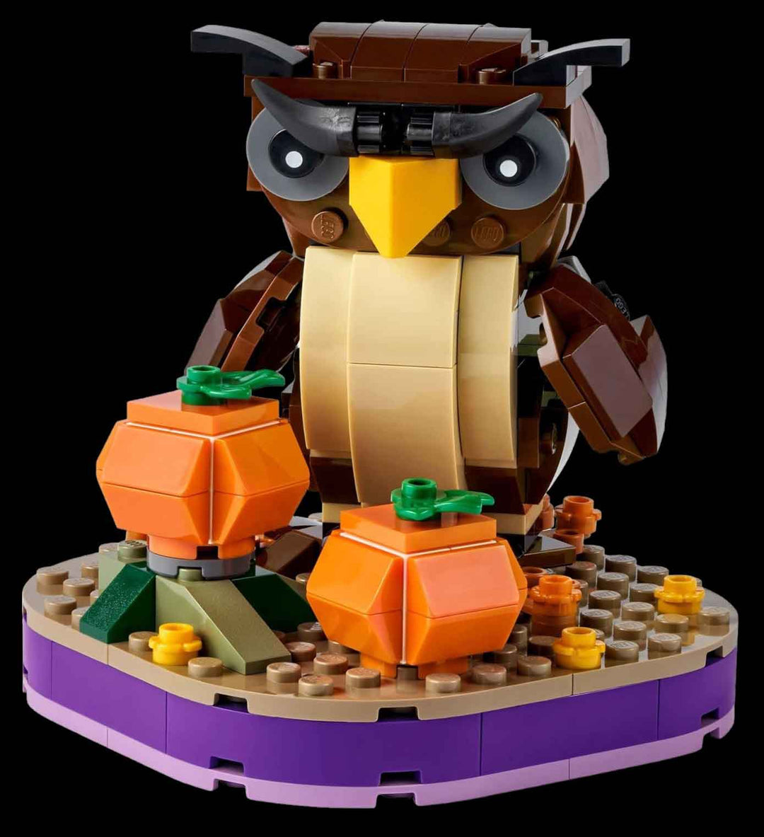 LEGO Halloween Owl lego build, owl with orange pumpkin
