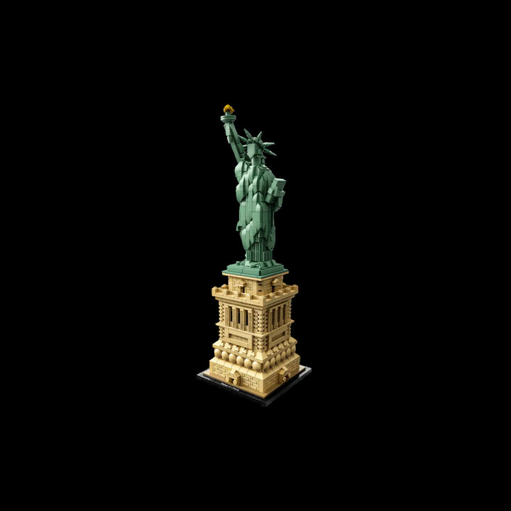 Fully assembel Statue of liberty 21042 